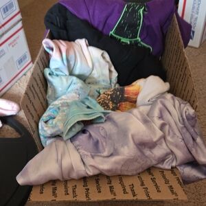 Mystery Box Not So Mystery.  Clothes Bundle 1 Large Or Xl.  Some I never Wore